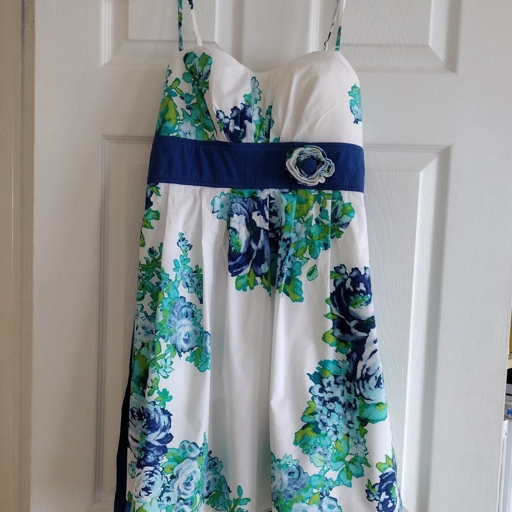City Triangles Floral White and Blue/Green Graduation Dress